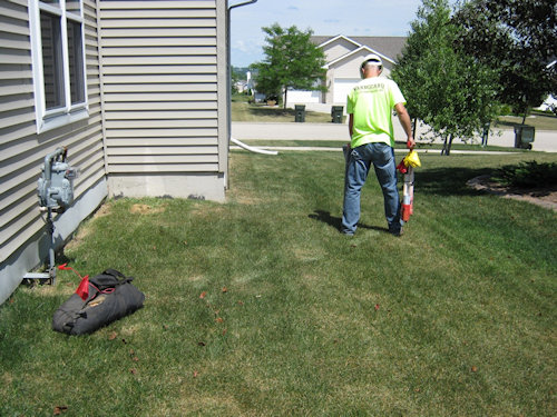 vannguard employee marking before digging 500w